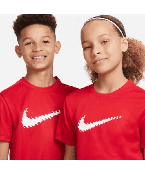 NIKE（ナイキ）の「《NIKEアパレル》ナイキ YTH アカデミー グラフィック S/Sトップ（Tシャツ/カットソー・キッズ・カーキ/ブラック/レッド/ロイヤルブルー・150/140/130/160）」の12枚目の写真