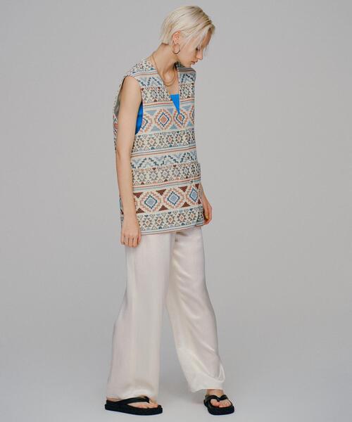 BEAUTY&YOUTH UNITED ARROWS(ビューティーアンドユースユナイテッドアローズ)の「ネイティブジャカード ベスト(ベスト・レディース・その他1/その他2・FREE)」の1枚目の写真