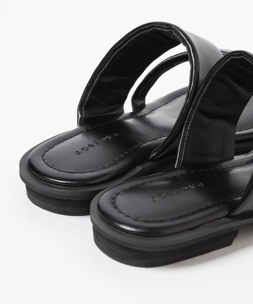 PAGEBOY（ページボーイ）の「トングフラットサンダル（サンダル・レディース・オフホワイト/ブラック・M/L）」の16枚目の写真