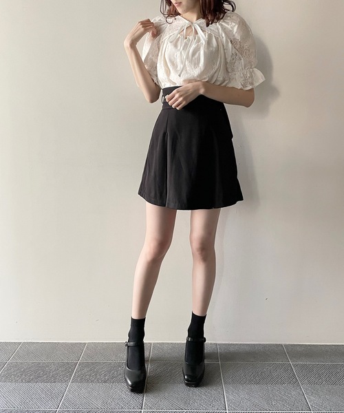 one way（ワンウェイ）の「デコルテレーストップス（シャツ/ブラウス・レディース・ブラック/ホワイト/ブルー/ピンク・FREE）」の20枚目の写真