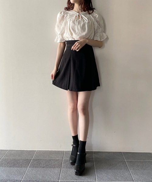 one way（ワンウェイ）の「デコルテレーストップス（シャツ/ブラウス・レディース・ブラック/ホワイト/ブルー/ピンク・FREE）」の5枚目の写真