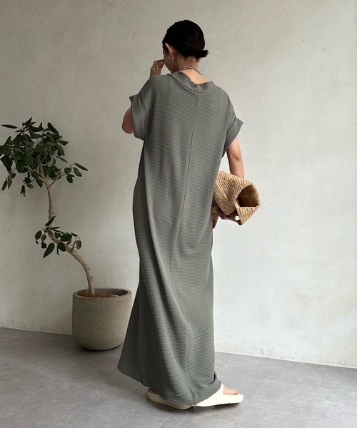 DouDou（ドゥドゥ）の「【AgAwd/アガウド】プラケットワンピース（ワンピース・レディース・カーキ/ブラック・FREE）」の4枚目の写真