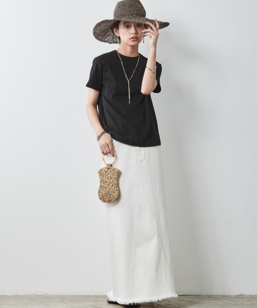 CHIC STYLE(シックスタイル)の「<大きいサイズ>シンプルコンパクトTシャツ シックスタイル(Tシャツ/カットソー・レディース・ネイビー/オフホワイト/ブラック・LL/5L/4L/3L/L)」の9枚目の写真