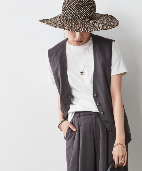 CHIC STYLE(シックスタイル)の「<大きいサイズ>シンプルコンパクトTシャツ シックスタイル(Tシャツ/カットソー・レディース・ネイビー/オフホワイト/ブラック・LL/5L/4L/3L/L)」の12枚目の写真