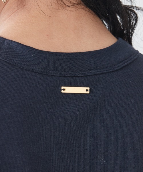 CHIC STYLE(シックスタイル)の「<大きいサイズ>シンプルコンパクトTシャツ シックスタイル(Tシャツ/カットソー・レディース・ネイビー/オフホワイト/ブラック・LL/5L/4L/3L/L)」の15枚目の写真