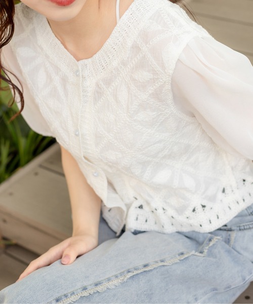 SpRay（スプレイ）の「刺繍編みブラウス（シャツ/ブラウス・レディース・ライトベージュ/ホワイト・FREE）」の9枚目の写真