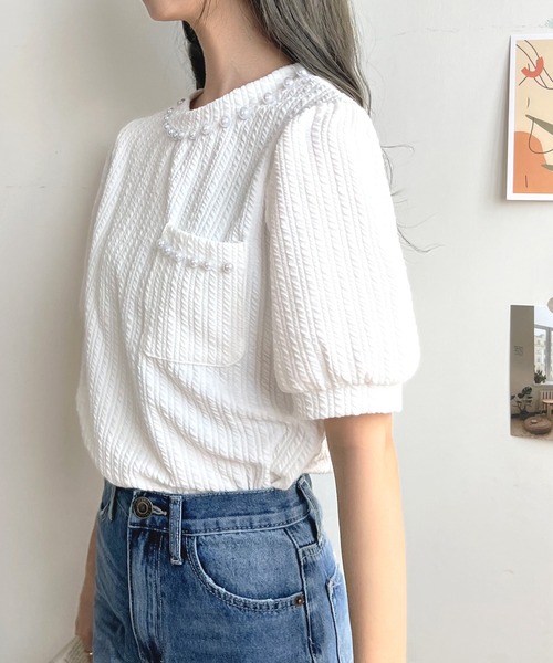 Futier land(フューティアランド)の「パールビジューボリューム袖カットソー(Tシャツ/カットソー・レディース・ホワイト/ブラック・FREE)」の9枚目の写真