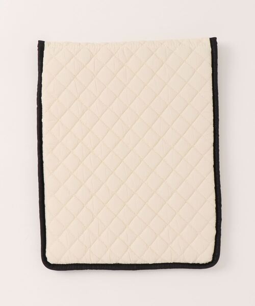 TONE SELECT GOODS(トーンセレクトグッズ)の「Liaa/キルティング PC タブレットケース 11インチ/13インチ A18066(PC・タブレットケース・レディース・ホワイト/ブラック/ベージュ/ピンク・B/A)」の14枚目の写真