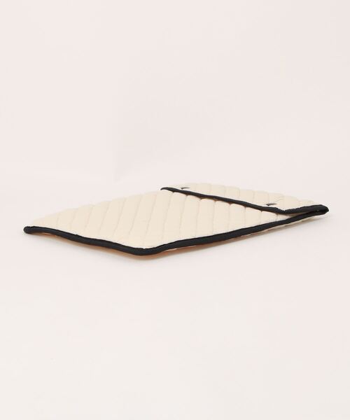 TONE SELECT GOODS(トーンセレクトグッズ)の「Liaa/キルティング PC タブレットケース 11インチ/13インチ A18066(PC・タブレットケース・レディース・ホワイト/ブラック/ベージュ/ピンク・B/A)」の15枚目の写真