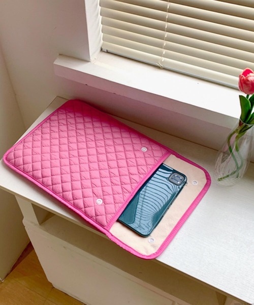 TONE SELECT GOODS(トーンセレクトグッズ)の「Liaa/キルティング PC タブレットケース 11インチ/13インチ A18066(PC・タブレットケース・レディース・ホワイト/ブラック/ベージュ/ピンク・B/A)」の18枚目の写真