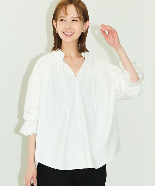 B:MING by BEAMS（ビーミングバイビームス）の「B:MING by BEAMS / フリル ネック ブラウス（シャツ/ブラウス・レディース・オフホワイト/ネイビー/ラベンダー・FREE）」の6枚目の写真