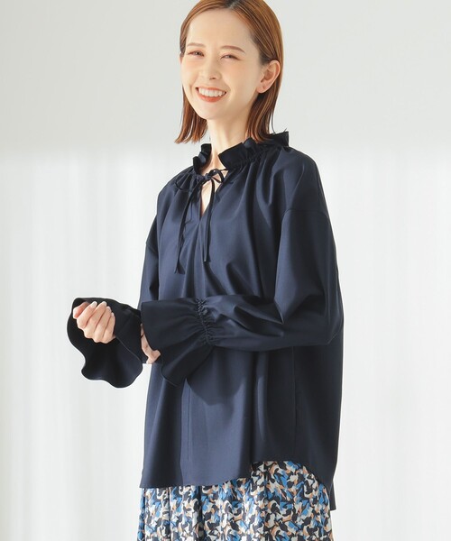 B:MING by BEAMS（ビーミングバイビームス）の「B:MING by BEAMS / フリル ネック ブラウス（シャツ/ブラウス・レディース・オフホワイト/ネイビー/ラベンダー・FREE）」の7枚目の写真