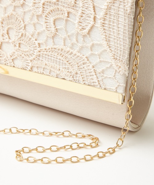 AIMER（エメ）の「【WEB限定】レースフラップクラッチパーティーバッグ（クラッチバッグ・レディース・ベージュ/ブラック/シルバー・FREE）」の4枚目の写真