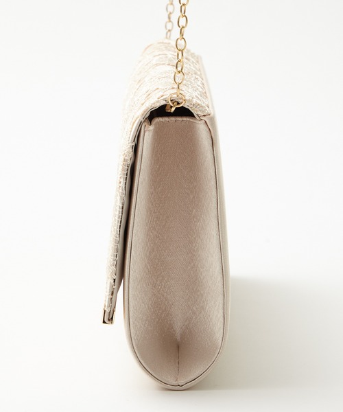 AIMER（エメ）の「【WEB限定】レースフラップクラッチパーティーバッグ（クラッチバッグ・レディース・ベージュ/ブラック/シルバー・FREE）」の8枚目の写真