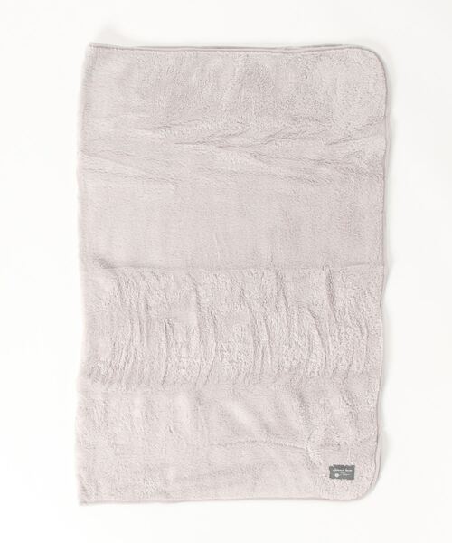 emesuelee（エメスーリー）の「ふわふわモフモフシープタッチブランケットM（ブランケット・レディース・モスグリーン/モカ/ライトグレー/アイボリー/ブルー・フリー）」の18枚目の写真