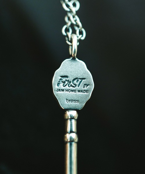 Subciety(サブサエティ)の「MARIA MEDAILLE KEY NECKLACE(ネックレス・メンズ・ゴールド/シルバー・FREE)」の6枚目の写真