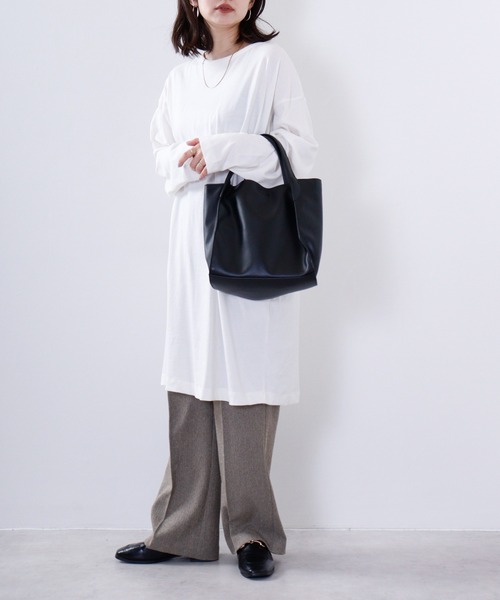 atONE(アットワン)の「atONE オーバーサイズ膝丈ワンピース(ワンピース・レディース・ブラック/オフホワイト/カーキ/モカ・LL~3L/4L~5L/M~L)」の16枚目の写真