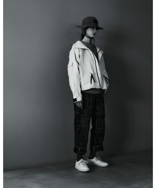 NEXUSVII（ネクサスセブン）の「N-20 PARASITE（マウンテンパーカー・メンズ・アイボリー/ブラック・LARGE/X-LARGE/MEDIUM）」の6枚目の写真