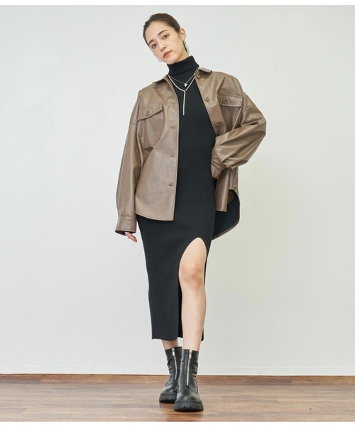 ANAP（アナップ）の「ディープスリットタートルネックリブニットロングワンピース（ワンピース・レディース・ブラック/グレー/テラコッタ・FREE）」の22枚目の写真