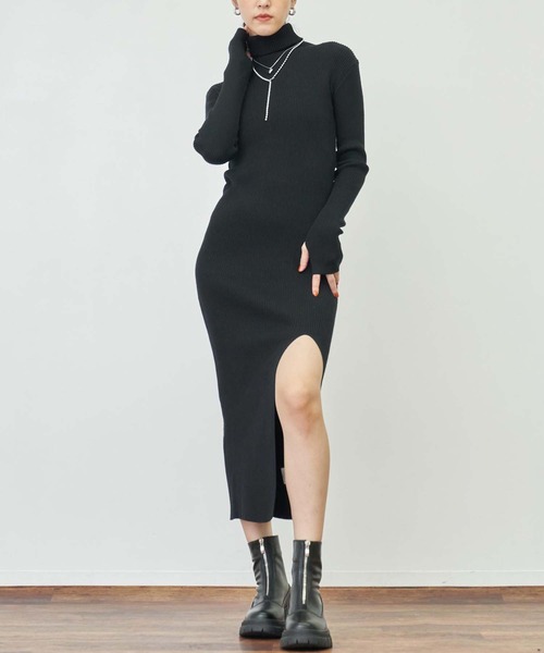 ANAP（アナップ）の「ディープスリットタートルネックリブニットロングワンピース（ワンピース・レディース・ブラック/グレー/テラコッタ・FREE）」の8枚目の写真