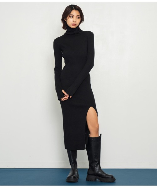 ANAP（アナップ）の「ディープスリットタートルネックリブニットロングワンピース（ワンピース・レディース・ブラック/グレー/テラコッタ・FREE）」の16枚目の写真