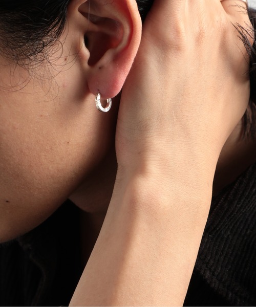 SETUP7(セットアップセブン)の「【SETUP7】カッティングデザインピアス シルバー925 SSS(ピアス(片耳用)・メンズ・シルバー・FREE)」の2枚目の写真