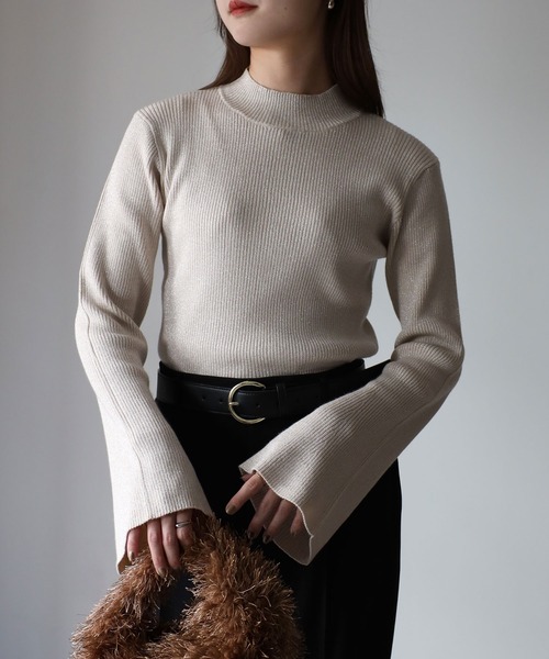 Riberry（リベリー）の「ラメフレアスリーブリブハイネックニット（ニット/セーター・レディース・ライトグレー/オフホワイト/ピンクベージュ/ライトベージュ・FREE）」の19枚目の写真