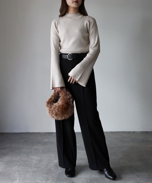 Riberry（リベリー）の「ラメフレアスリーブリブハイネックニット（ニット/セーター・レディース・ライトグレー/オフホワイト/ピンクベージュ/ライトベージュ・FREE）」の21枚目の写真