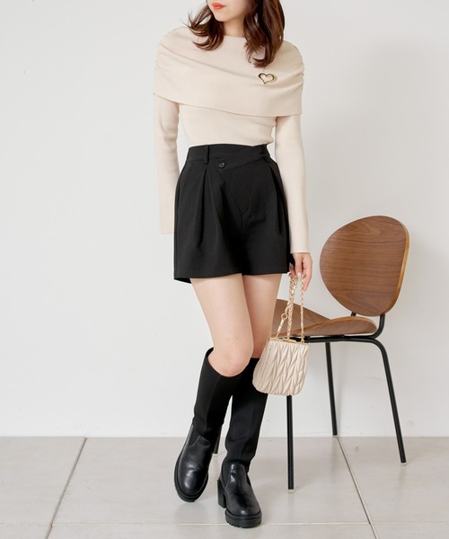 【2024AW】チャーム付タックショートパンツ　Chico　ブラウン系その他2 Chico（チコ）の「タックワイドショートパンツ（スラックス