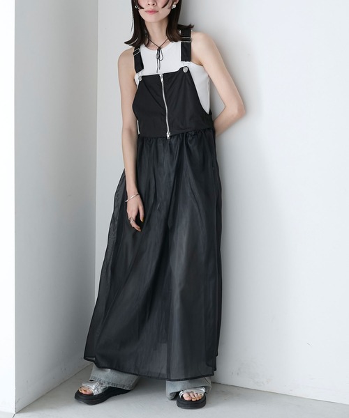 forksy.（フォルクシー）の「【forksy.】異素材切り替えワンピース（サロペット/オーバーオール・レディース・アイボリー/カーキ/チャコールグレー/ブラック・FREE）」の19枚目の写真