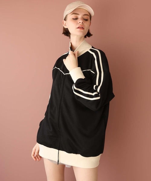 Seemi. byNICECLAUP（ シーミーバイナイスクラップ）の「【Seemi.】サテンロゴ刺繍キャップ（キャップ・レディース・サックスブルー/ピンク/ベージュ・FREE）」の4枚目の写真