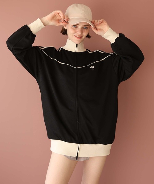 Seemi. byNICECLAUP（ シーミーバイナイスクラップ）の「【Seemi.】サテンロゴ刺繍キャップ（キャップ・レディース・サックスブルー/ピンク/ベージュ・FREE）」の6枚目の写真