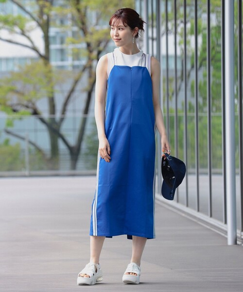 Ray BEAMS（レイビームス）の「Ray BEAMS / ライン ジャージ キャミ ワンピース（ワンピース・レディース・ブラック/ロイヤルブルー・1/0）」の11枚目の写真