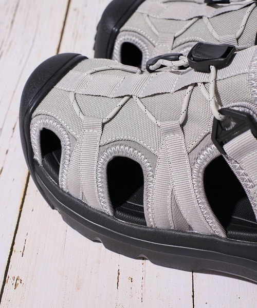 UNIVERSAL OVERALL（ユニバーサルオーバーオール）の「【UNIVERSAL OVERALL】UO32 SANDAL（サンダル・メンズ・ブラック/ベージュ/カーキ/グレー/オフホワイト・SMALL/MEDIUM/LARGE/X-LARGE）」の13枚目の写真