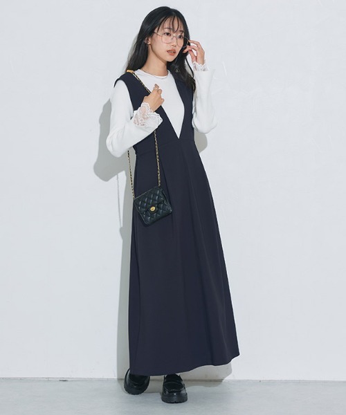 Pierrot（ピエロ）の「ウエストマークジャンパースカート（ジャンパースカート・レディース・ブルー/ブラック/ネイビー/モカ/グリーン系その他・M/PM/L）」の16枚目の写真