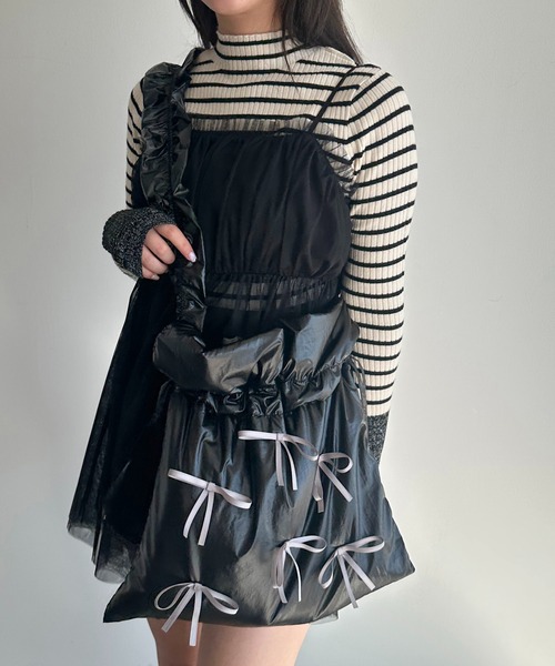 apres jour mignon(アプレジュールミニョン)の「リボンバッグ【ZOZOTOWN限定アイテム】(ショルダーバッグ・レディース・シルバー/ブラック・フリー)」の2枚目の写真