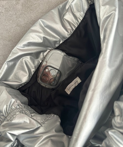 apres jour mignon(アプレジュールミニョン)の「リボンバッグ【ZOZOTOWN限定アイテム】(ショルダーバッグ・レディース・シルバー/ブラック・フリー)」の13枚目の写真