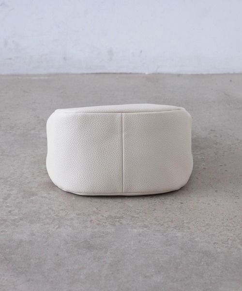 EFOLE(エフォル)の「Round zip mini bag / ラウンド ジップ ミニ バッグ(ショルダーバッグ・レディース・イエロー/ブラック/オフホワイト/グリーン・FREE)」の8枚目の写真