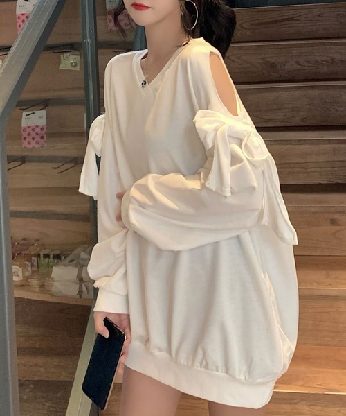 SHEPP(シープ)の「オープンショルダー リボントップス(Tシャツ/カットソー・レディース・ホワイト/ブラック・S/M)」の4枚目の写真