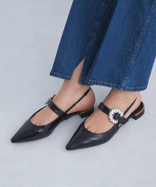 green label relaxing（グリーンレーベルリラクシング）の「ポインテッド ビジュー バックストラップ シューズ（1.5cmヒール）（パンプス・レディース・シルバー/ブラック/ベージュ・24.5cm/24cm/23.5cm/23cm）」の2枚目の写真