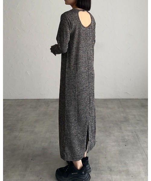 【新品】regleamリグリームロングスリーブバックオープンマキシワンピース黒 リグリーム ロングスリーブバックオープンマキシワンピース 黒 サイズS