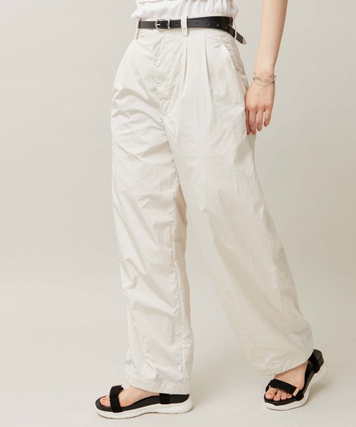 ROPE' PICNIC（ロペピクニック）の「ナイロンコクーンパンツ/セットアップ対応（その他パンツ・レディース・オフホワイト/チャコールグレー・36/38）」の10枚目の写真
