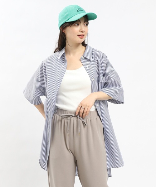 GLOBAL WORK Smile Seed Store（グローバルワーク スマイルシードストア）の「オーバーサイズシャツ半袖/976994（シャツ/ブラウス・レディース・オフホワイト/チェック/ブルー系その他/その他/ブラック/ブルー系その他5/ブルー系その他4・SMALL/LARGE/MEDIUM/X-LARGE）」の5枚目の写真