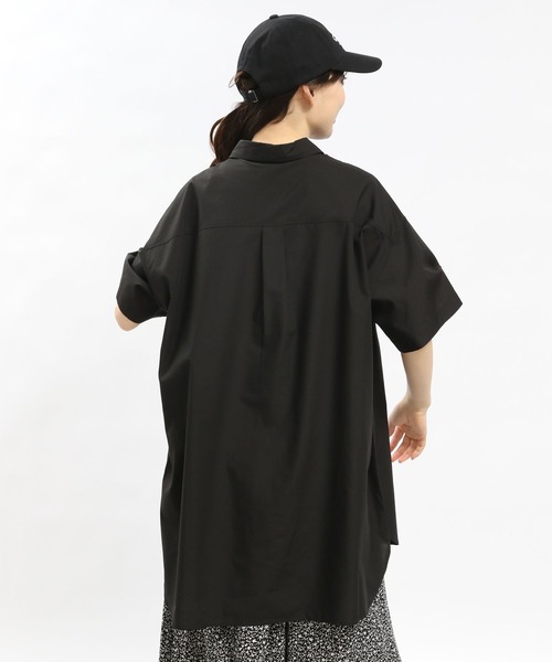 GLOBAL WORK Smile Seed Store（グローバルワーク スマイルシードストア）の「オーバーサイズシャツ半袖/976994（シャツ/ブラウス・レディース・オフホワイト/チェック/ブルー系その他/その他/ブラック/ブルー系その他5/ブルー系その他4・SMALL/LARGE/MEDIUM/X-LARGE）」の11枚目の写真