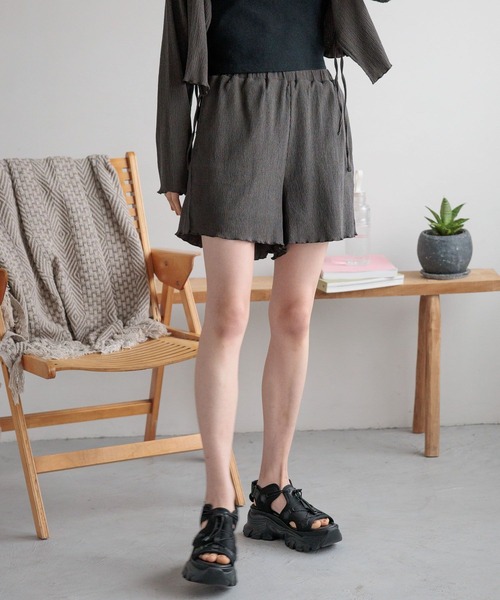 LOWRYS FARM（ローリーズファーム）の「オーシャンパシフィック／ラッシュヨウリュウショートパンツ 108715（ラッシュガード・レディース・ベージュ/ブラック・FREE）」の2枚目の写真