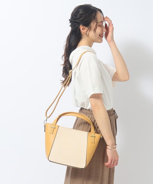 SHOO・LA・RUE（シューラルー）の「◆【2WAY】雑材風素材コンビトート（トートバッグ・レディース・ブラック/アイボリー/イエロー・00）」の18枚目の写真