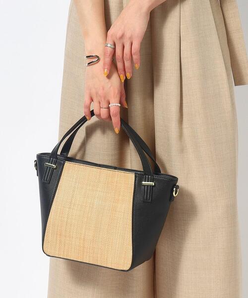 SHOO・LA・RUE（シューラルー）の「◆【2WAY】雑材風素材コンビトート（トートバッグ・レディース・ブラック/アイボリー/イエロー・00）」の11枚目の写真