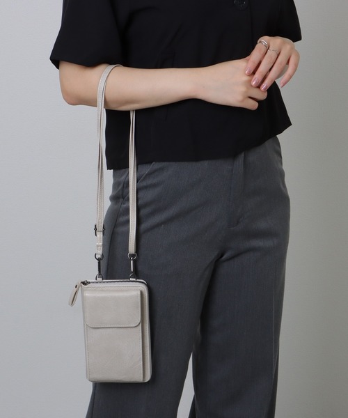 Lace Ladies(レースレディース)の「ショルダー付き 2WAY スマホ ウォレット バッグ(ショルダーバッグ・レディース・ピンク/ブラウン/ブラック/ブルー/グレー・FREE)」の7枚目の写真