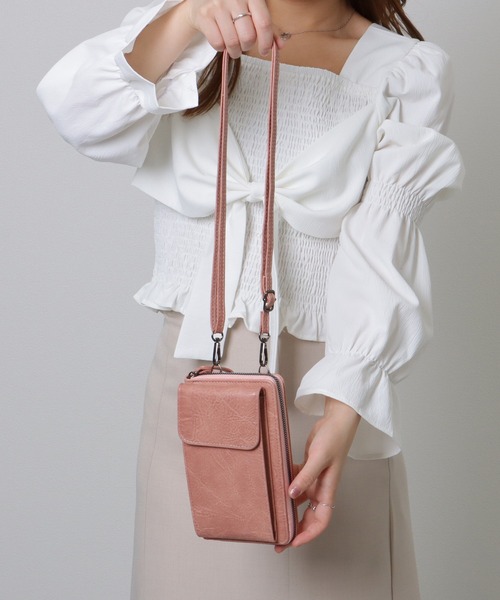Lace Ladies(レースレディース)の「ショルダー付き 2WAY スマホ ウォレット バッグ(ショルダーバッグ・レディース・ピンク/ブラウン/ブラック/ブルー/グレー・FREE)」の16枚目の写真