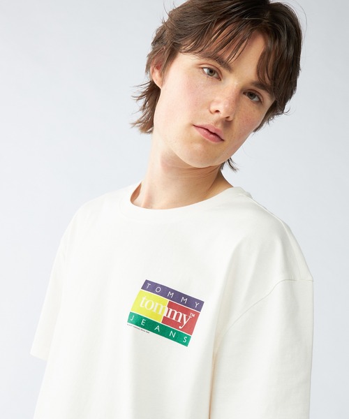 TOMMY HILFIGER(トミーヒルフィガー)の「レギュラーポップカラーフラッグTシャツ(Tシャツ/カットソー・メンズ・ホワイト/ブラック/ブルー・X-LARGE/SMALL/MEDIUM/LARGE)」の21枚目の写真
